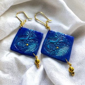 Whales blue square - Bálna kékben négyzet alakú